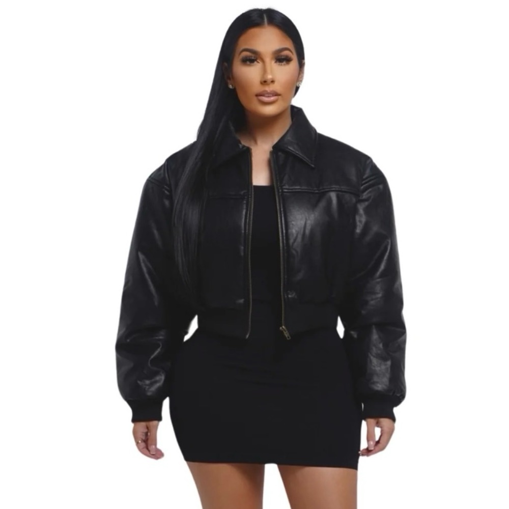 Black crop faux leather jacket